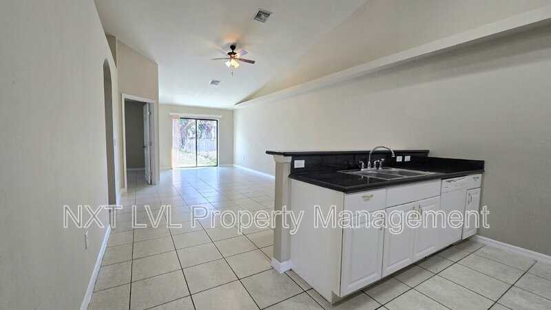 303 Ne 24th Ave - Photo 6 of 16