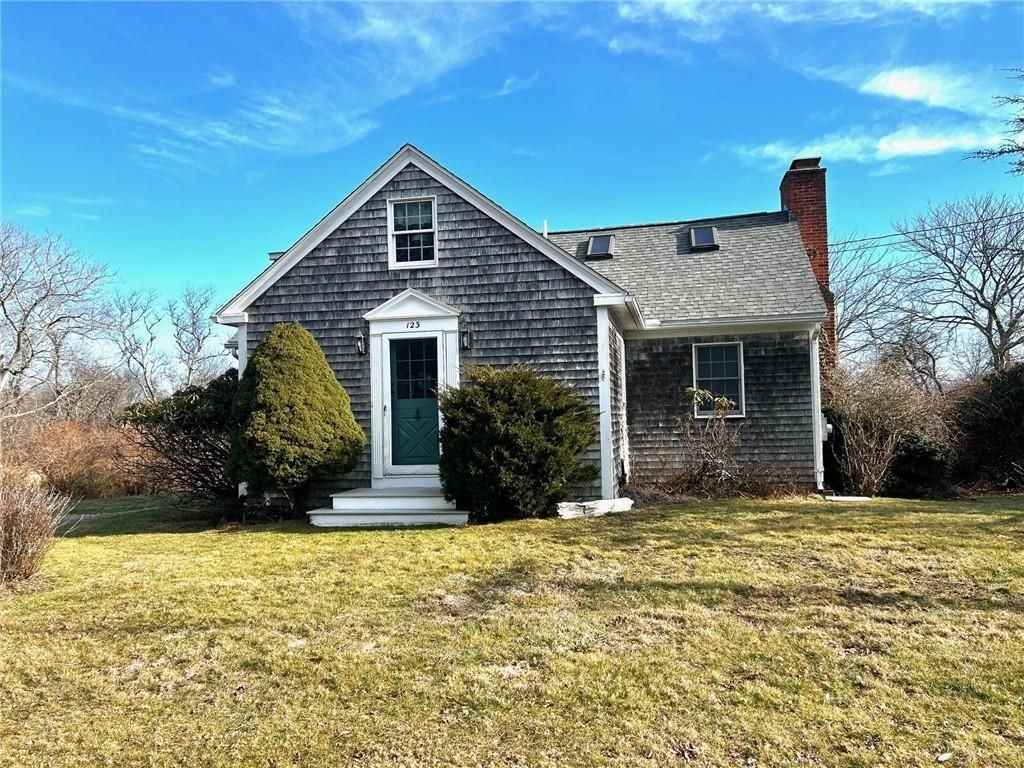 123 Border Ave - Photo 2 of 28