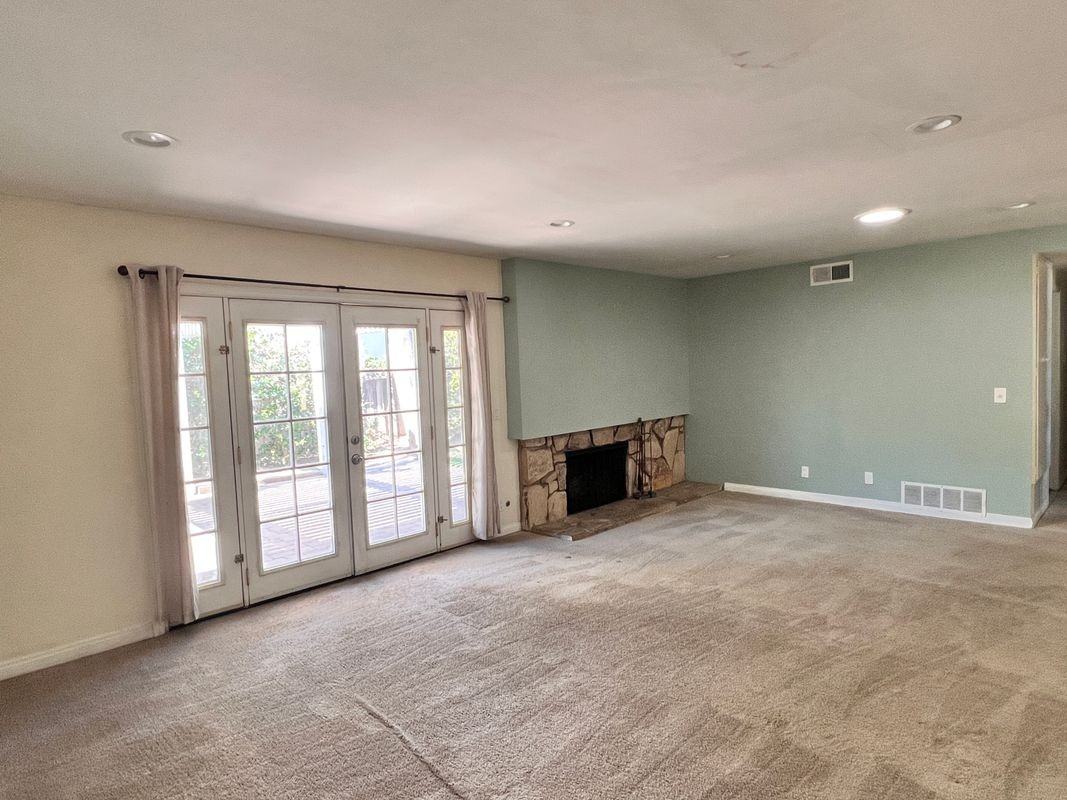 10961 Key West Ave - Photo 6 of 18