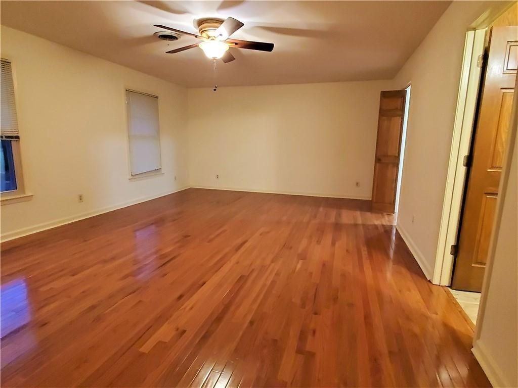 2220 Sunny Hill Rd - Photo 7 of 12