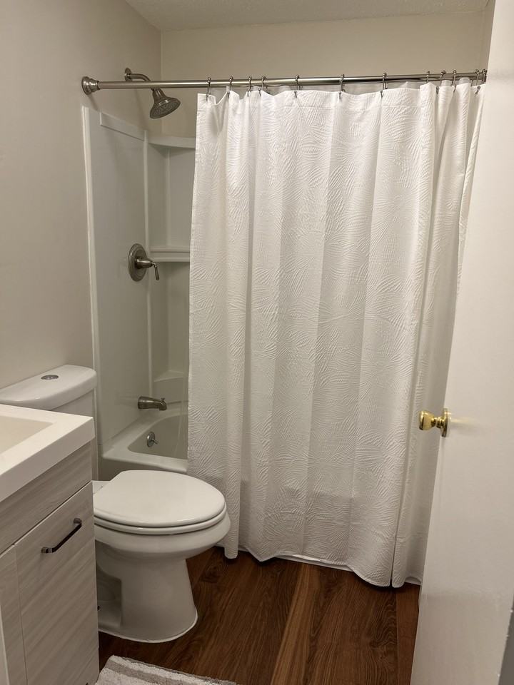 1 Lancelot Ct #18 - Photo 6 of 12