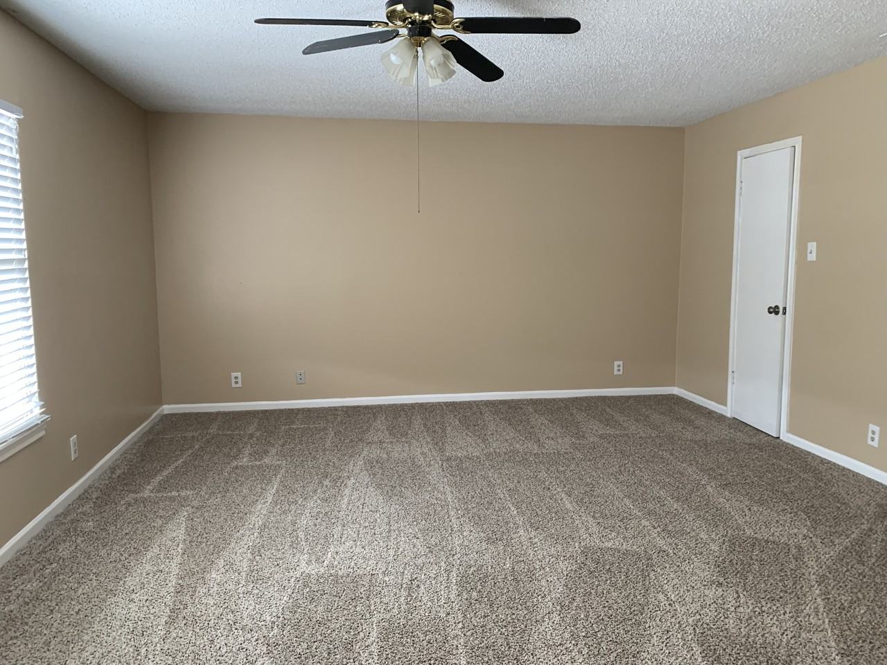 3753 Candlebluff Dr #NA - Photo 5 of 8