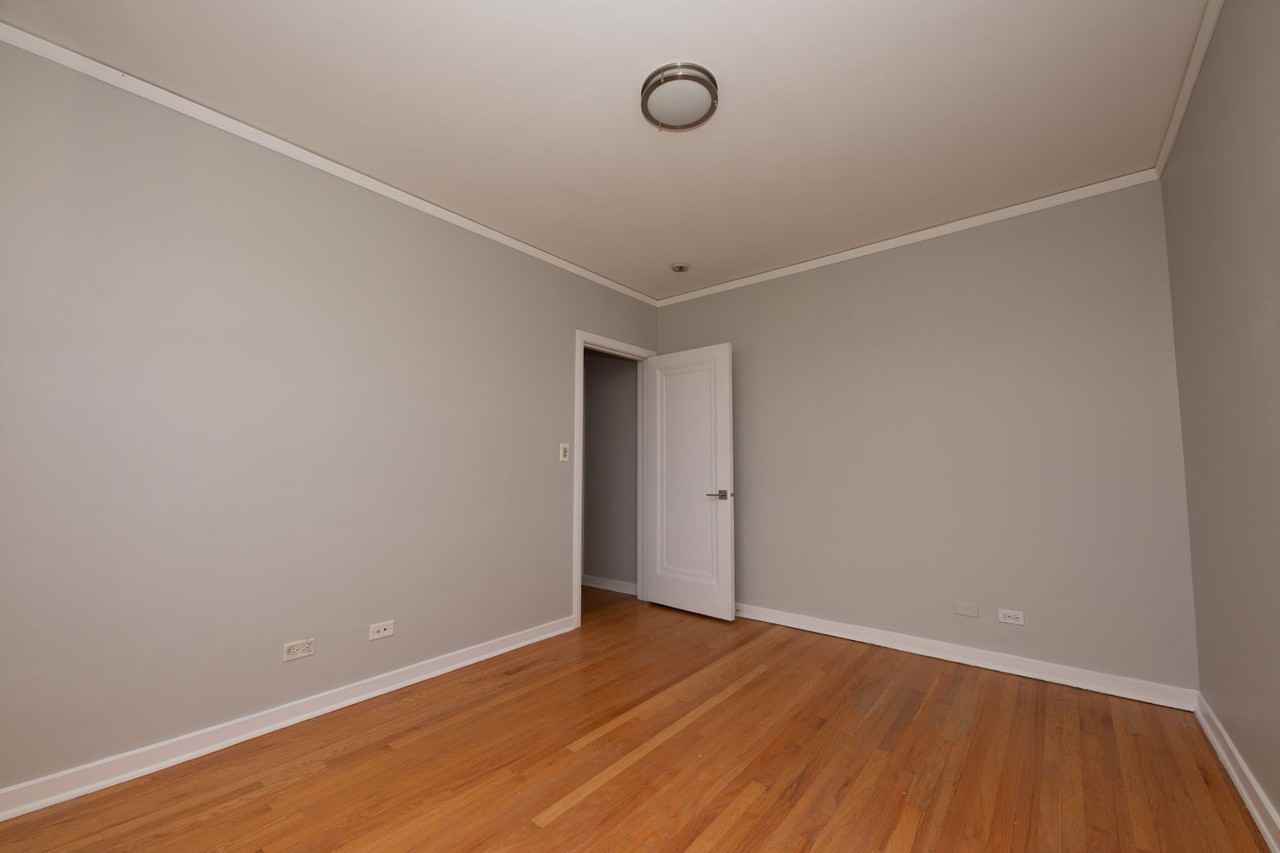 2766 Hampton Pkwy #AA2 - Photo 3 of 13