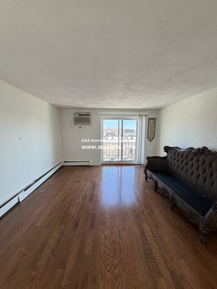 Park Ave #22 - Photo 5 of 16