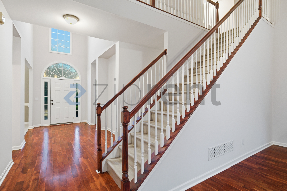 2505 Madison Cmns #NA - Photo 5 of 41