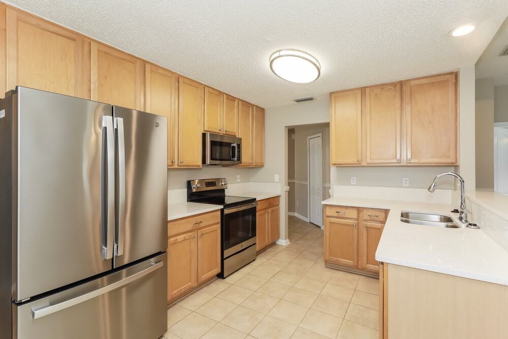 1626 Sugarpine Dr - Photo 7 of 16