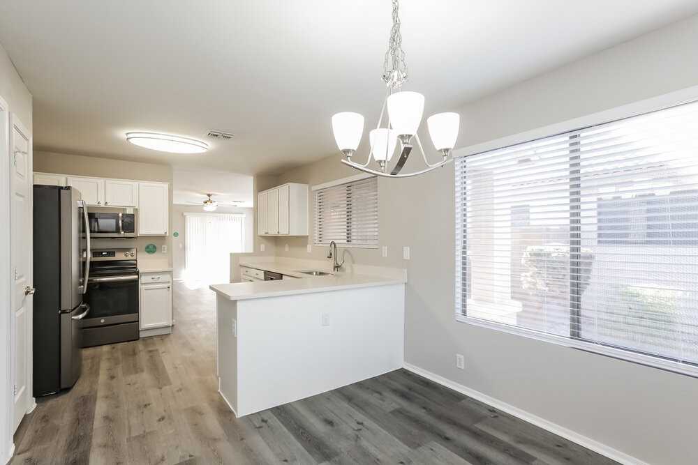 9323 W Ironwood Dr - Photo 7 of 17