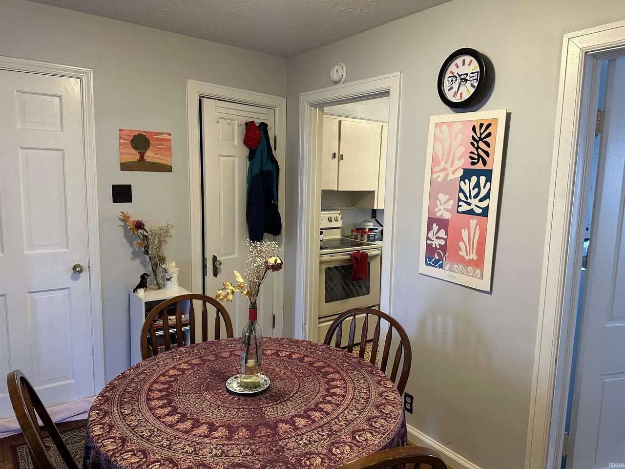 1403 N Linden St #NA - Photo 3 of 7