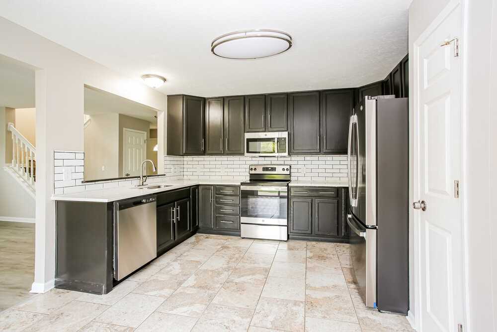 2456 Ashpoint St - Photo 7 of 17