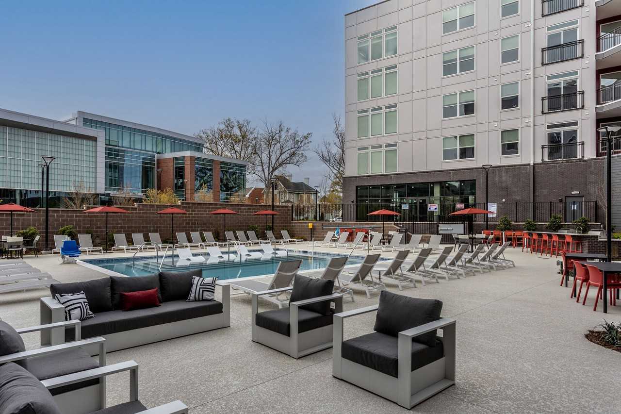 Centro at Pine Nash - Photo 3 of 42