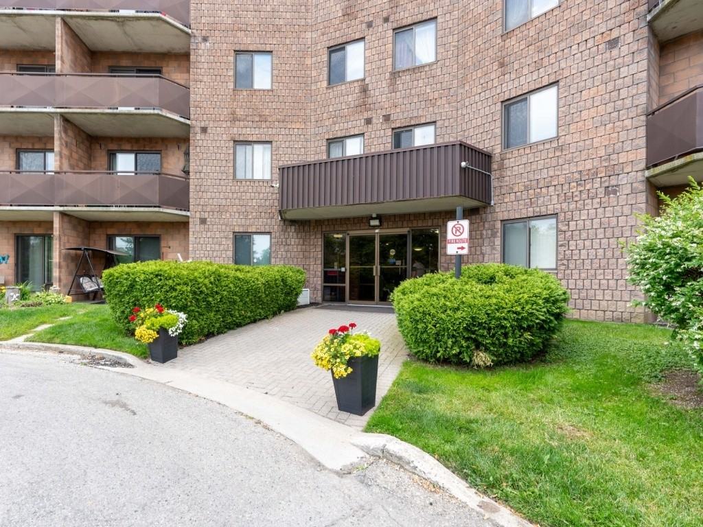 110 Highview Avenue East - Photo 6 of 7