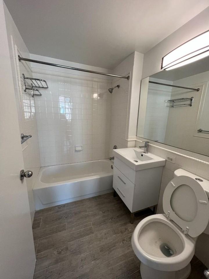 99 Battery Pl #517 - Photo 7 of 12