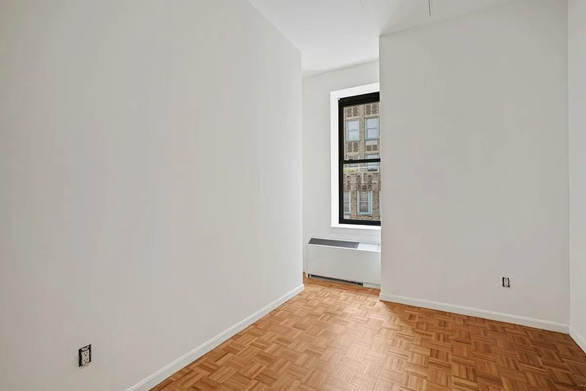 80 John St #12A - Photo 6 of 10