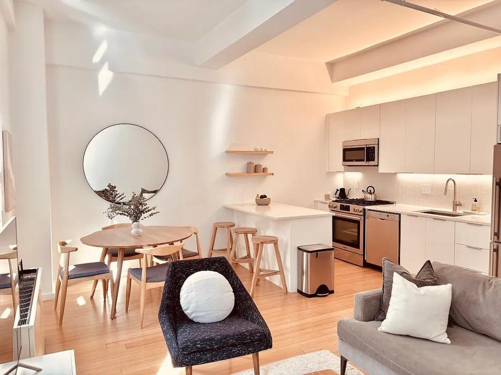 Bridge St #6C - Photo 2 of 11