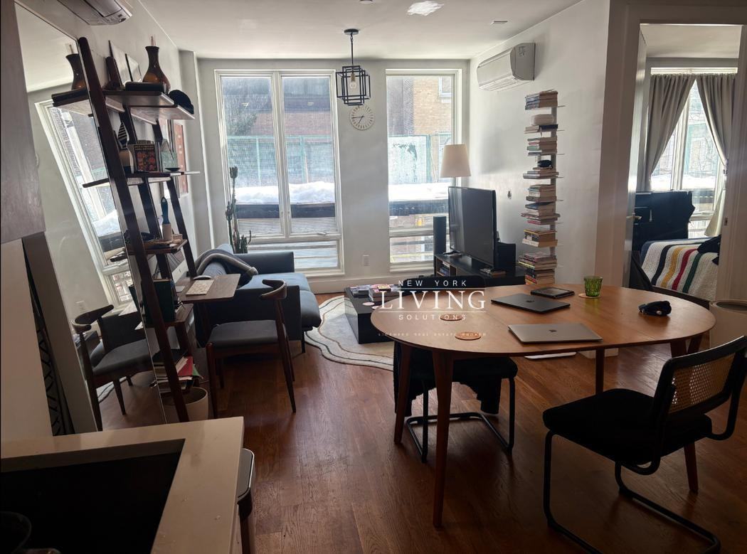 Duffield St #2F - Photo 2 of 6