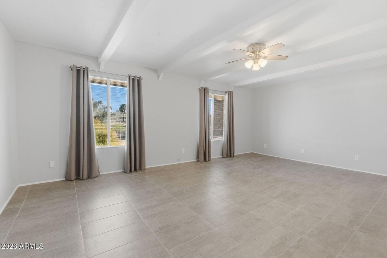 780 E Eugie Ave - Photo 2 of 15