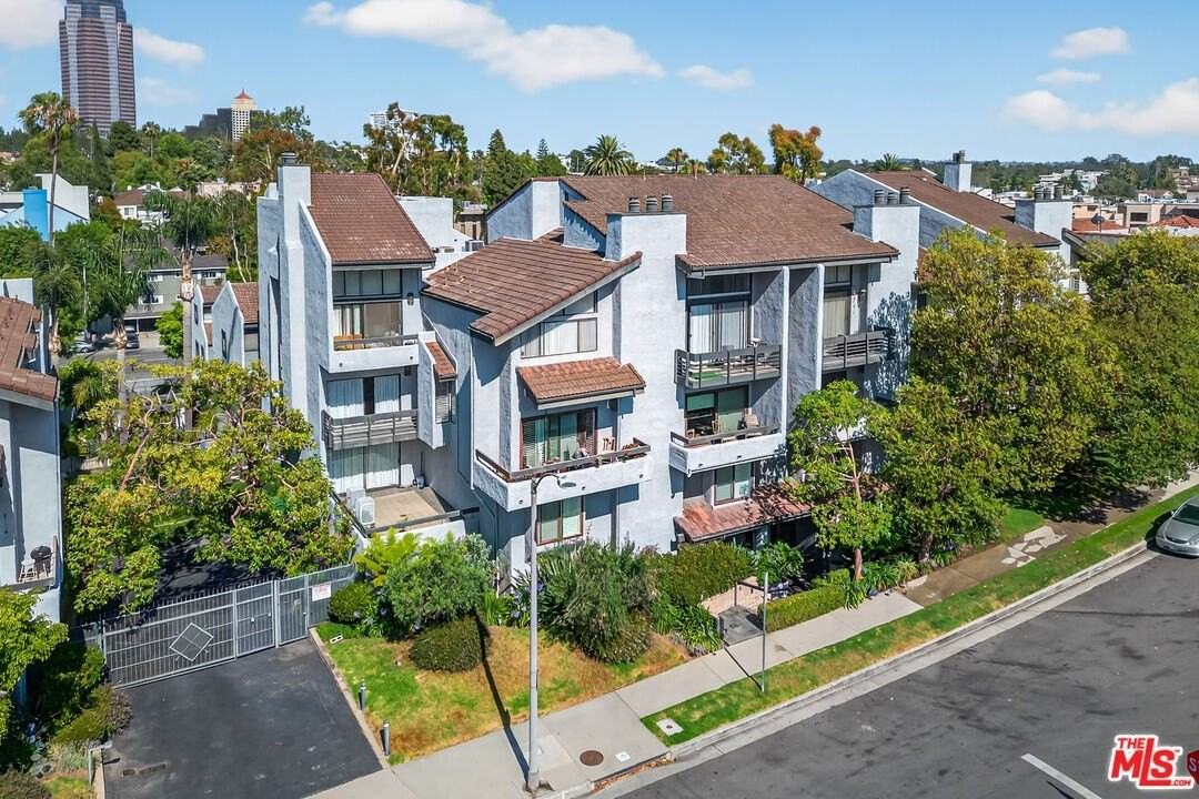 1920 Pandora Ave Apt 3 - Photo 2 of 46