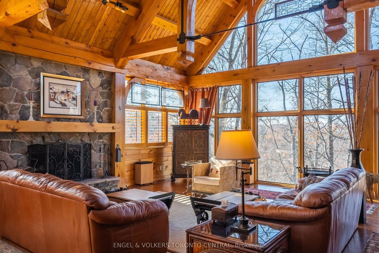 11 Valleycrest Dr - Photo 2 of 50