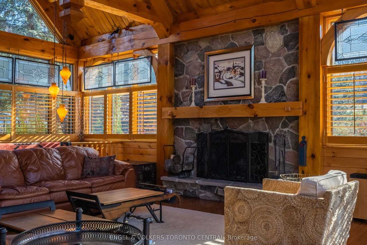 11 Valleycrest Dr - Photo 5 of 50