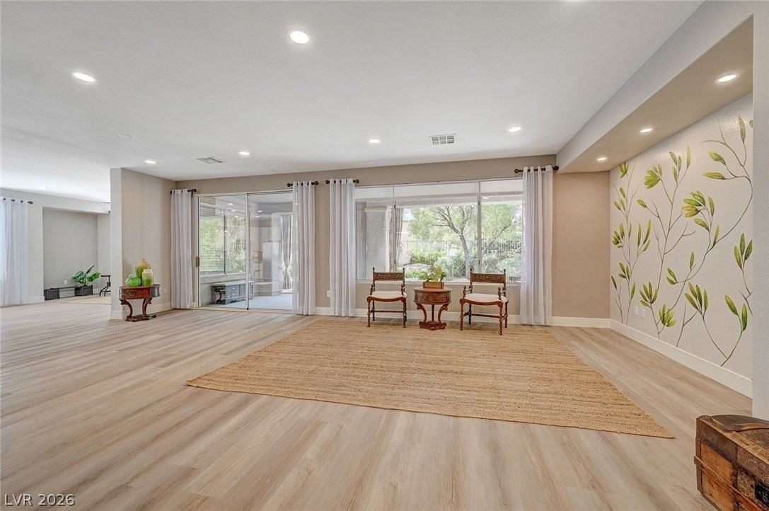 4589 Bersaglio St - Photo 5 of 48