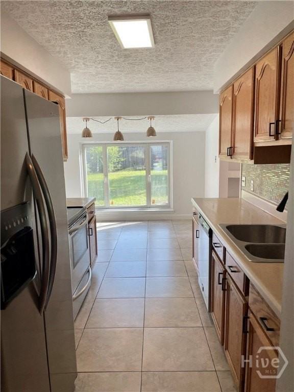 814 Tavern Rd - Photo 2 of 18