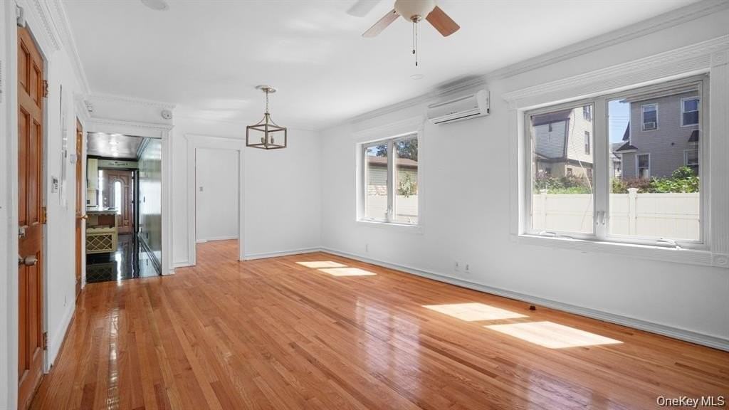 10743 Inwood St - Photo 6 of 39