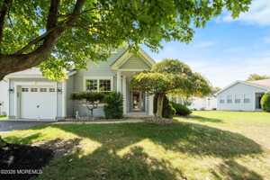 featured image of 104 Mirage Blvd