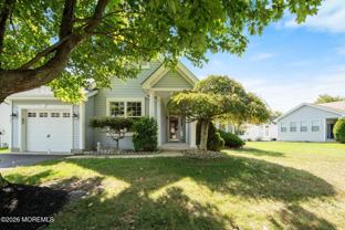 104 Mirage Blvd - Photo 1 of 1