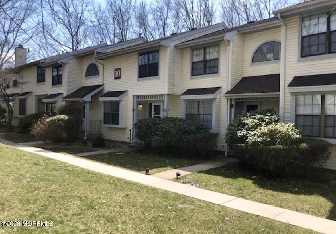 1004 Arlington Dr - Photo 3 of 20