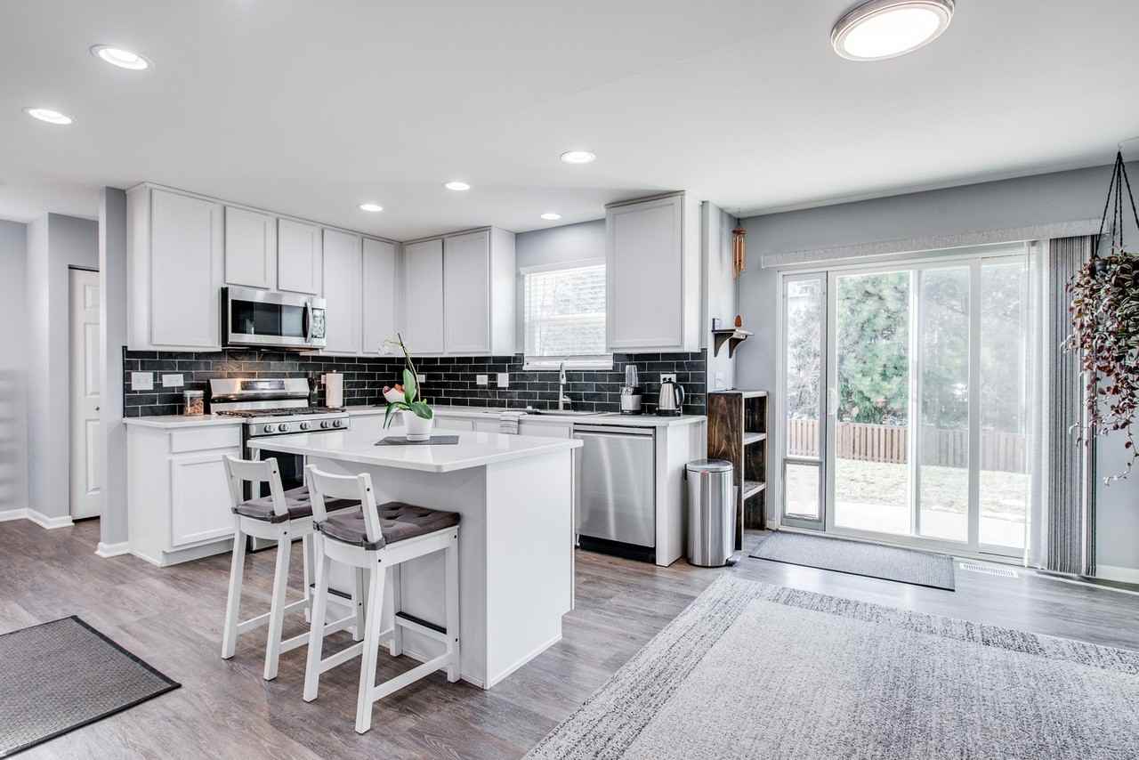 217 Kristen St - Photo 4 of 22