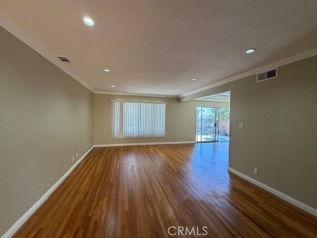 5032 Fiesta Ave - Photo 2 of 14