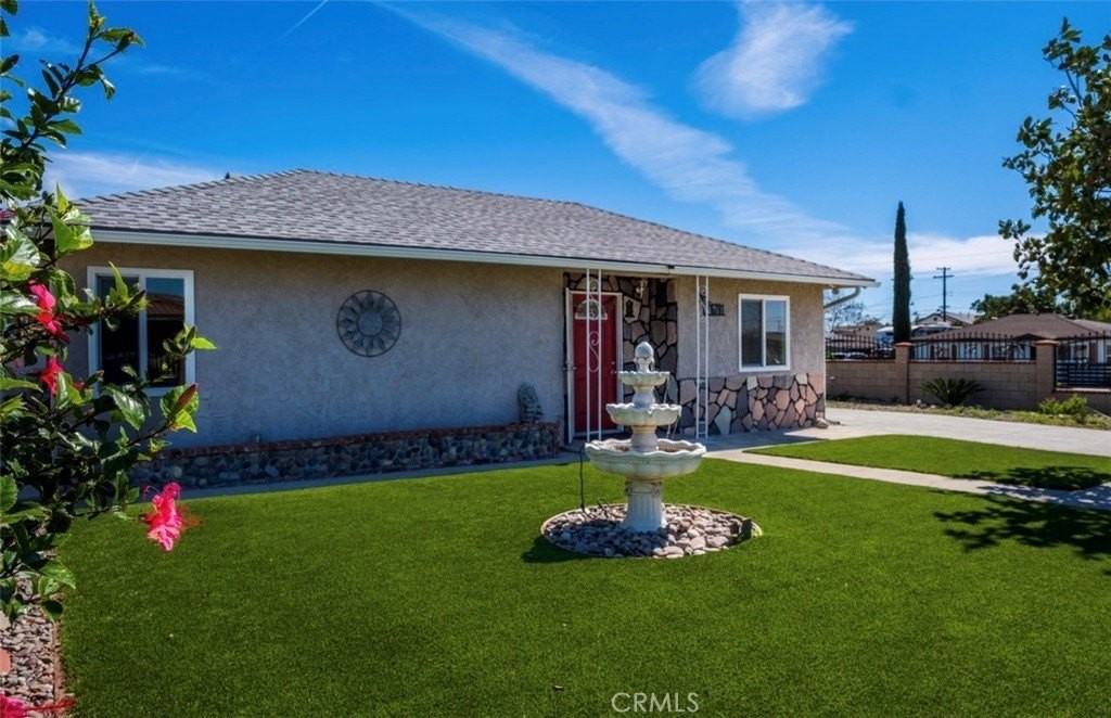 6781 Jacaranda Ave - Photo 4 of 22