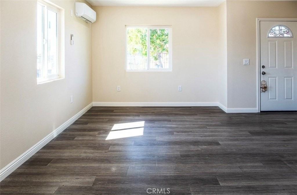 6781 Jacaranda Ave - Photo 6 of 22