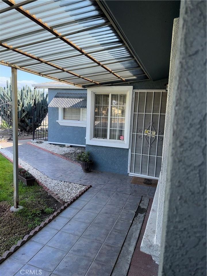 1361 N 10th St - Photo 4 of 13