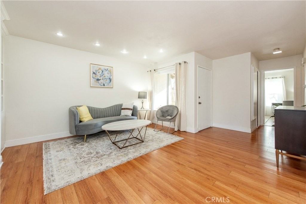 46 Orchard - Photo 3 of 19