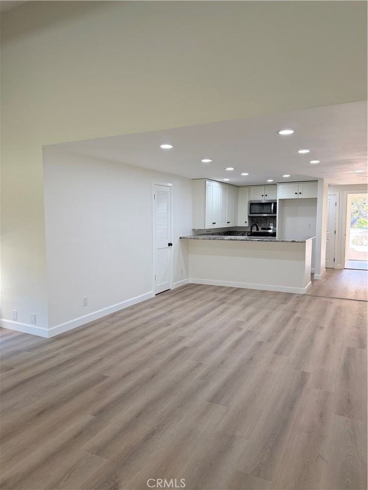 23551 Avenida La Caza #A - Photo 4 of 24