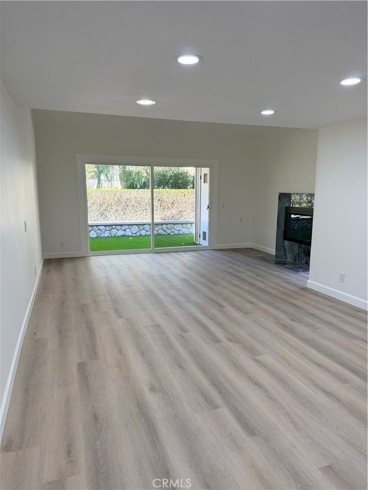 23551 Avenida La Caza #A - Photo 7 of 24