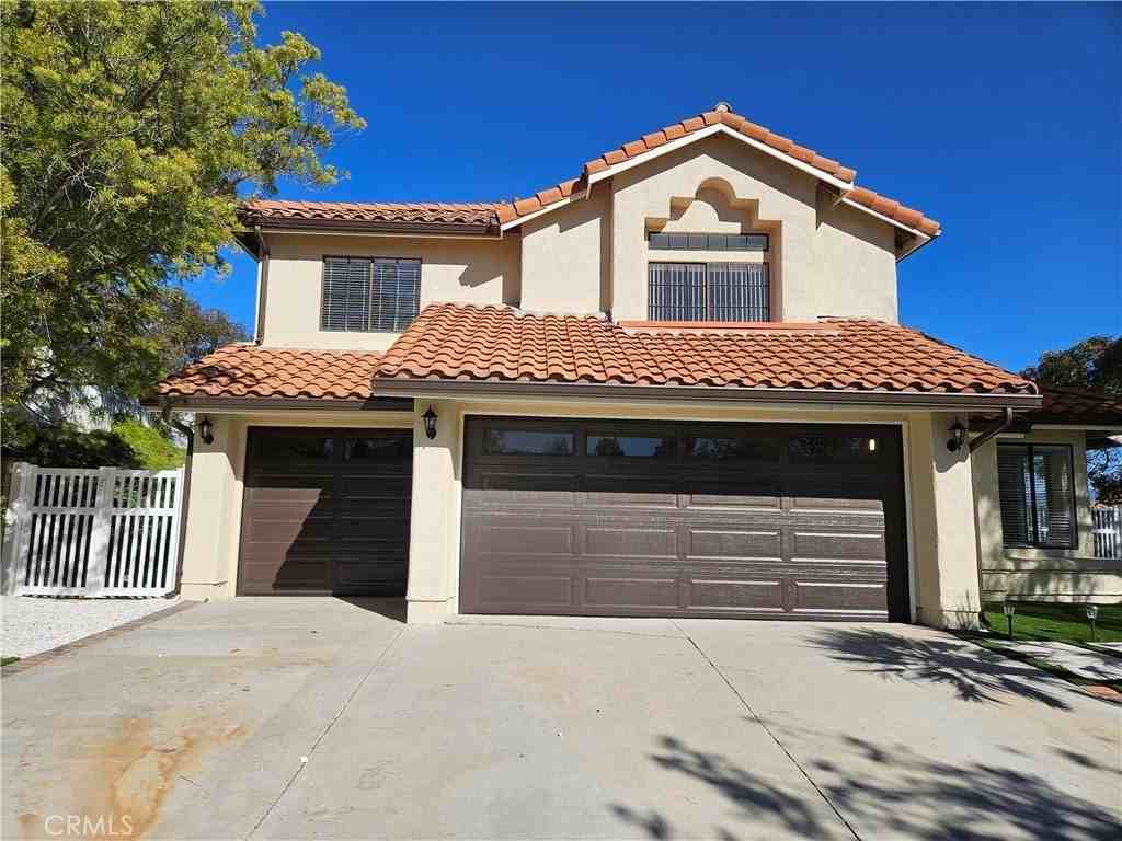 24825 Laurelcrest Ln - Photo 2 of 33