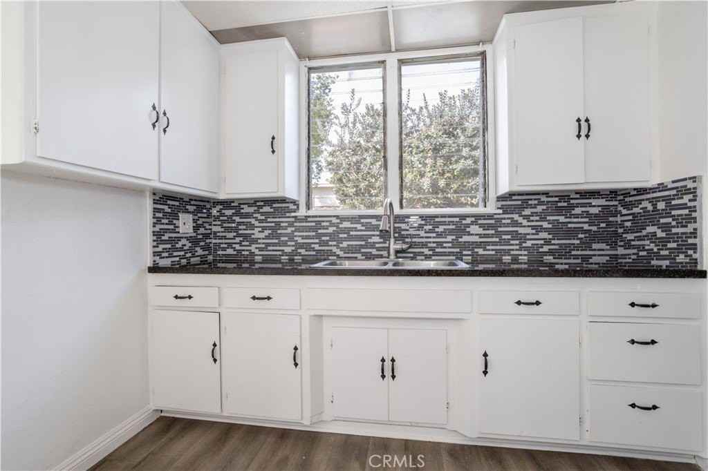 7254 Amigo Ave - Photo 5 of 28