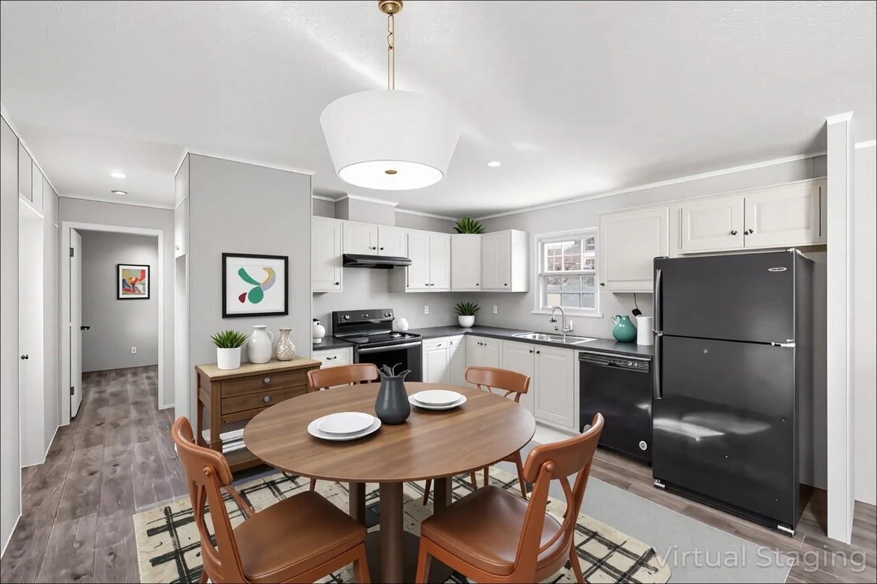 612 Fenwick Ln - Photo 2 of 26