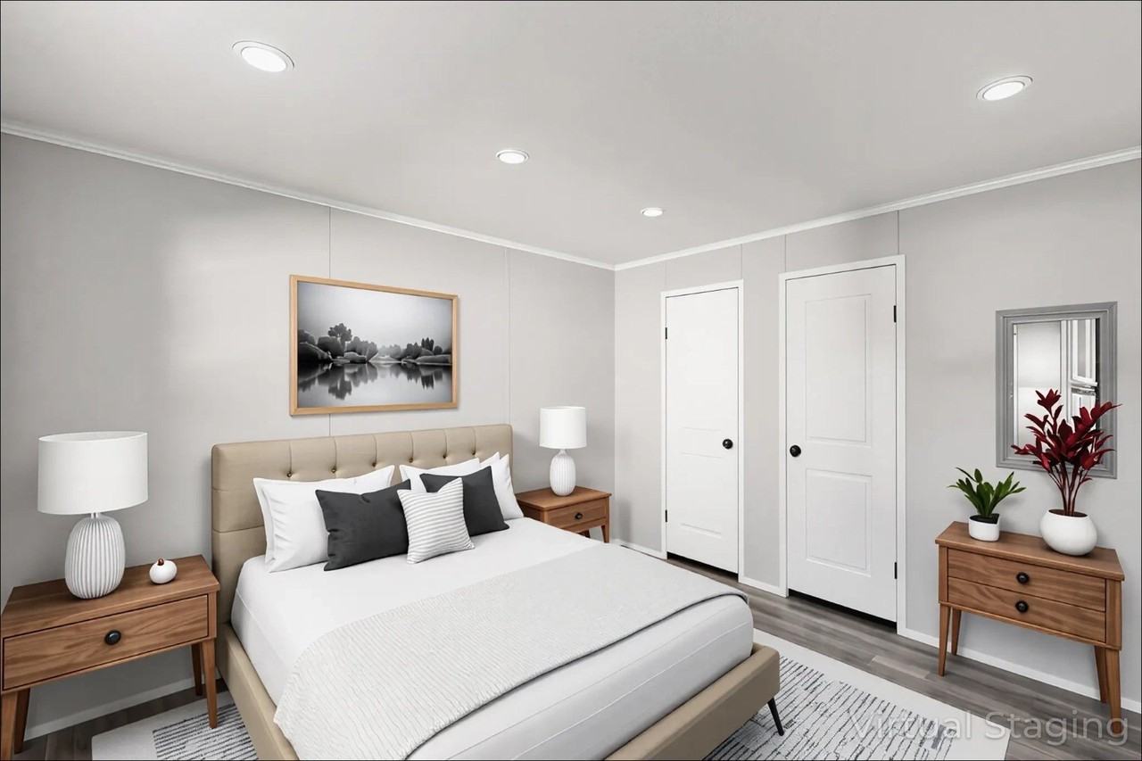 612 Fenwick Ln - Photo 4 of 26