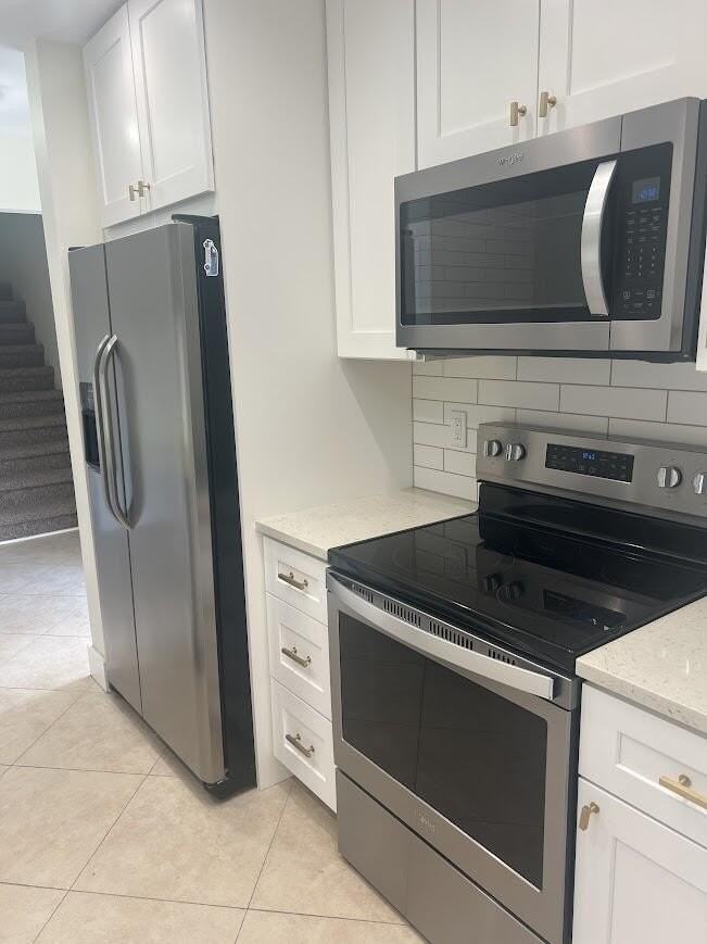 541 Ne 47th St - Photo 4 of 37