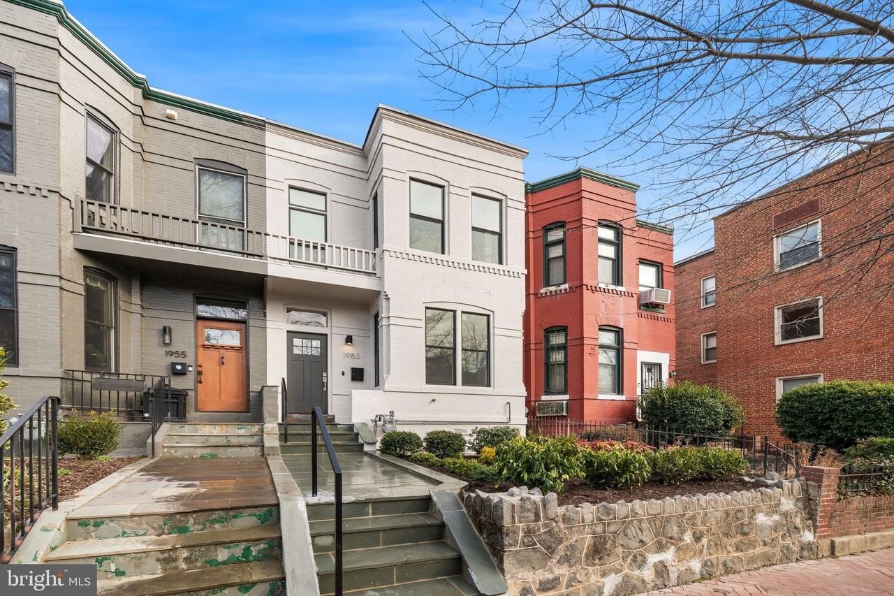 1953 3rd St Nw - Photo 2 of 34