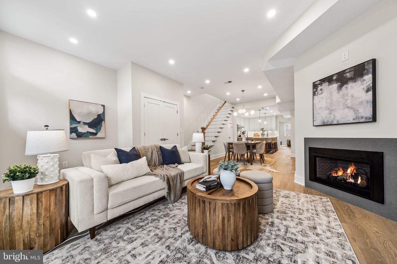 1953 3rd St Nw - Photo 5 of 34