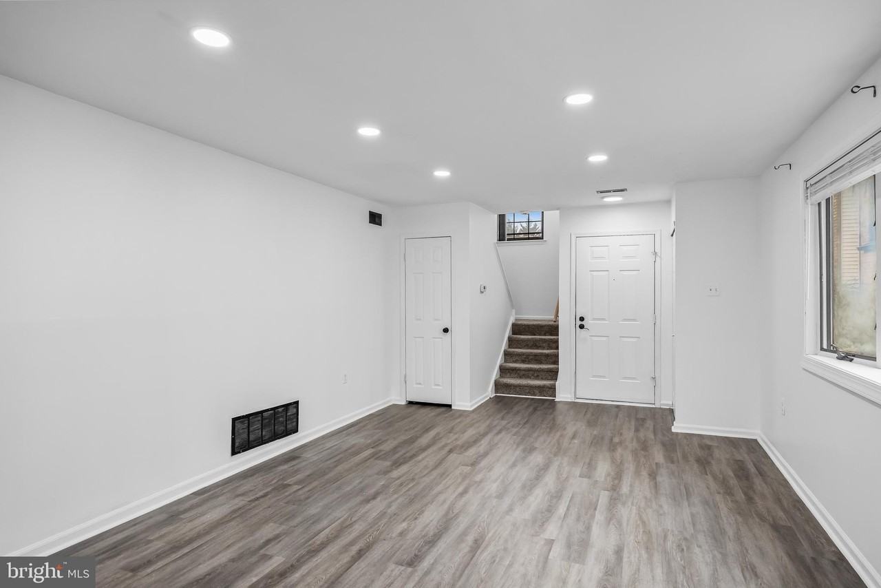 34 Lafayette Ln - Photo 5 of 29