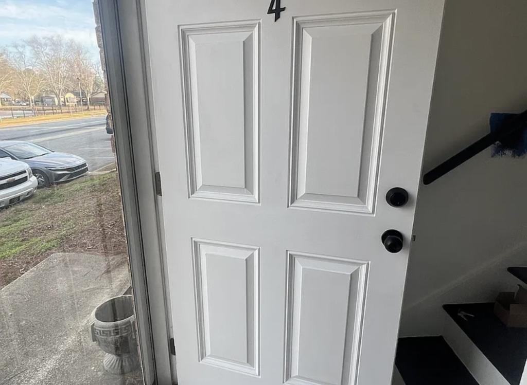 2505 Nottingham Way Apt 4 - Photo 5 of 5