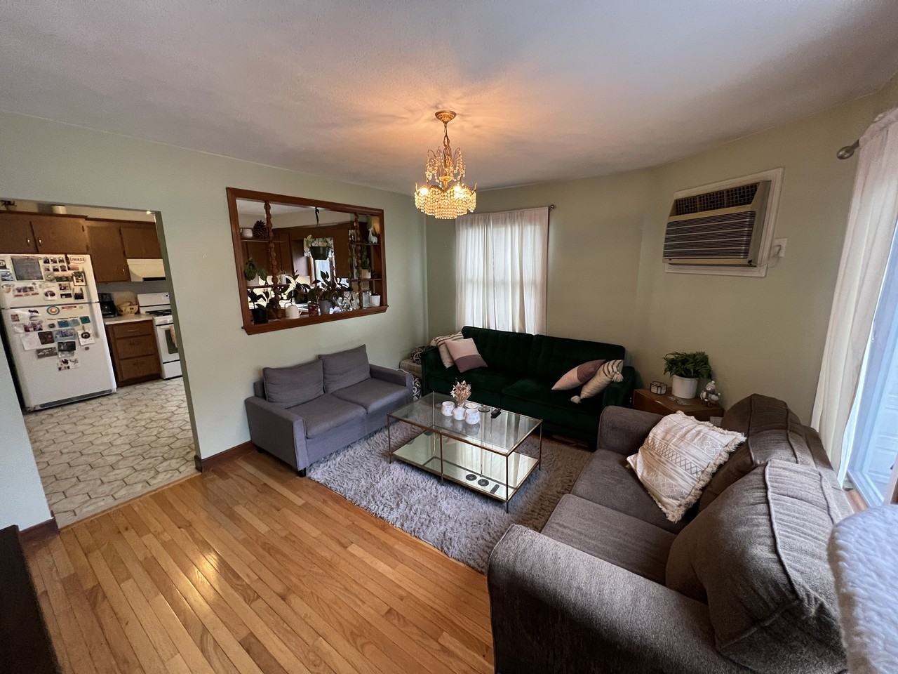 213 Holland Street #R - Photo 5 of 20