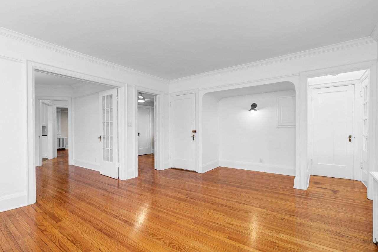 Glasgow St N & Liverpool St - Photo 7 of 33