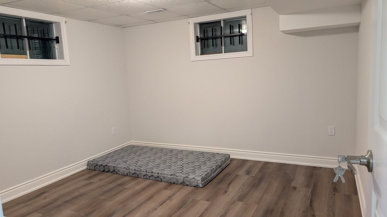 Birchmount Rd & Steeles Ave E - Photo 2 of 7