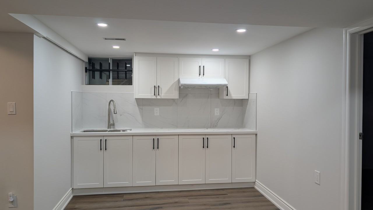 Birchmount Rd & Steeles Ave E - Photo 7 of 7